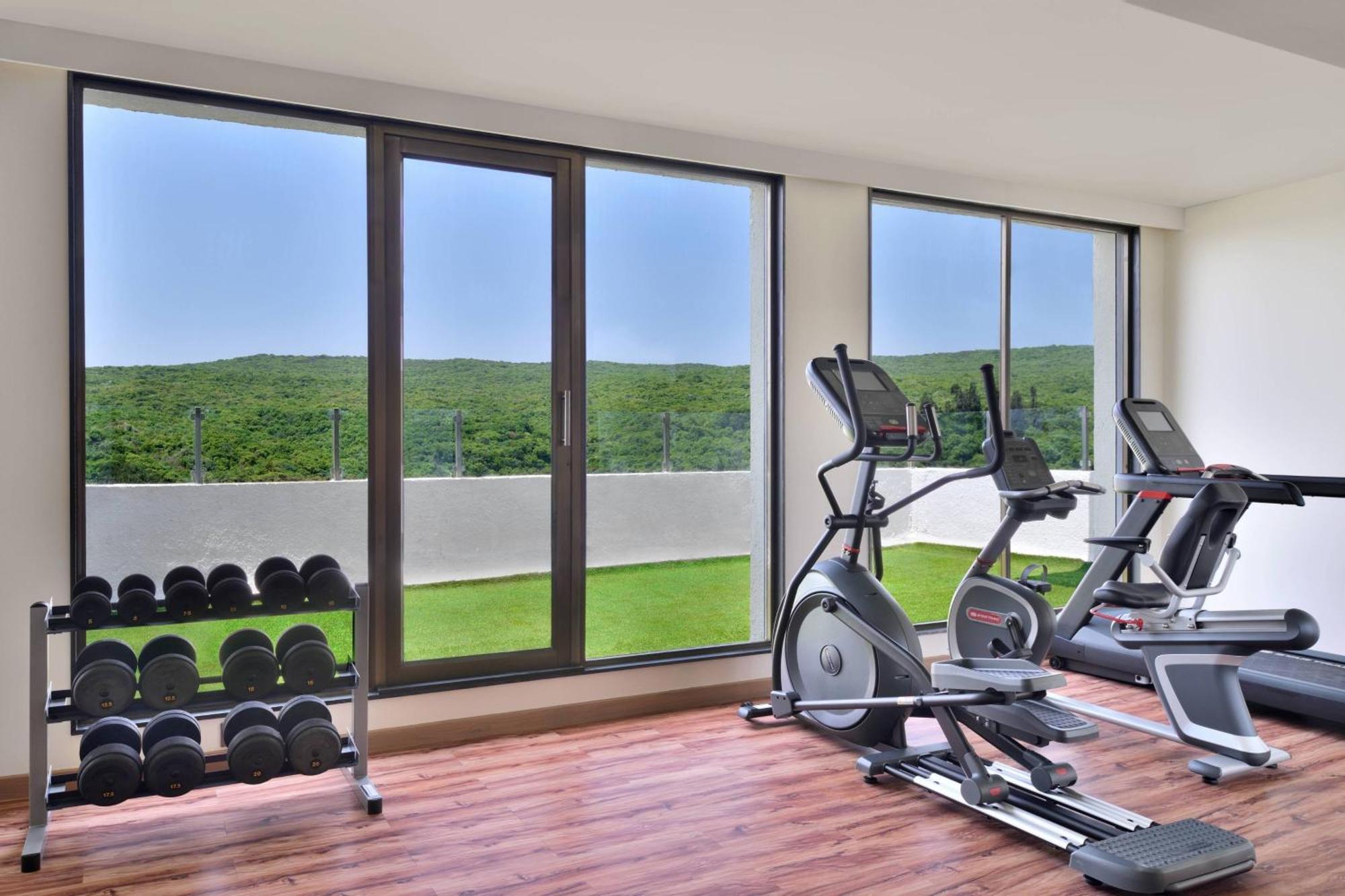 Courtyard By Marriott Mahabaleshwar Hotel ภายนอก รูปภาพ