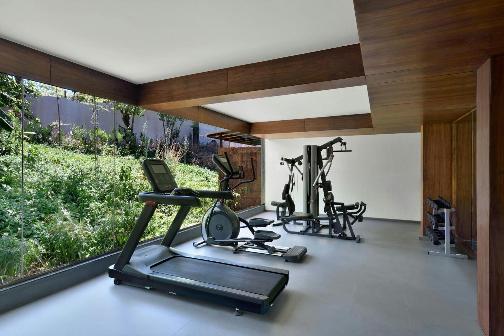 Courtyard By Marriott Mahabaleshwar Hotel ภายนอก รูปภาพ