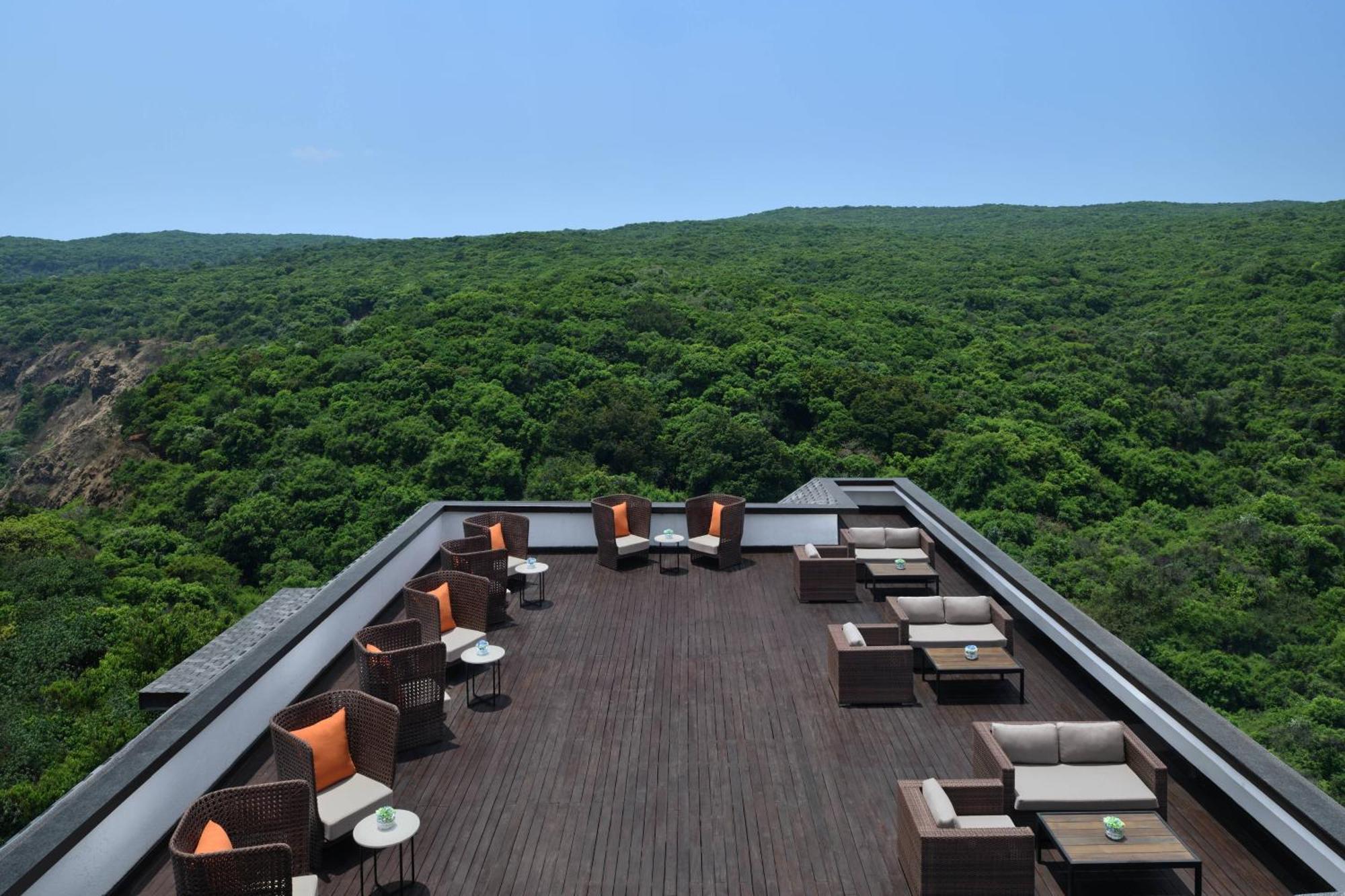 Courtyard By Marriott Mahabaleshwar Hotel ภายนอก รูปภาพ